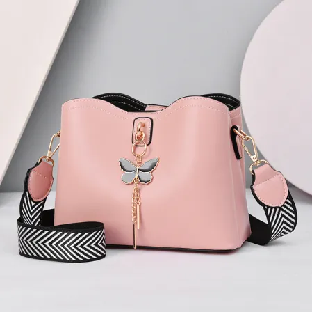 2021 Women White Handbag New Designer Butterfly Tassel PU Leather Messenger Bags Ladies Crossbody Female Tote Shoulder Bag